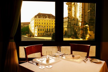 Hilton Dresden: Ресторан