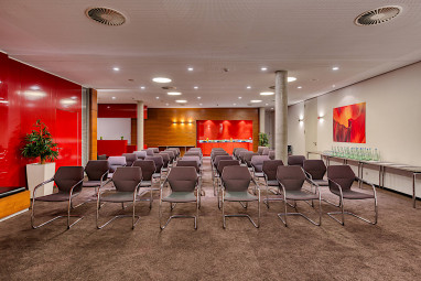 Hilton Garden Inn Stuttgart NeckarPark: Salle de réunion
