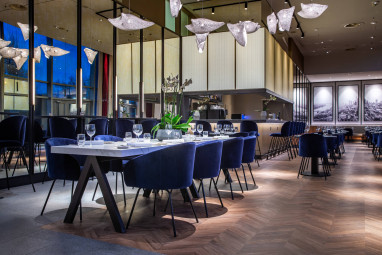 Radisson Blu Hotel Frankfurt: Restoran