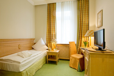 Central-Hotel KAISERHOF: Zimmer