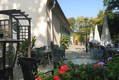 Land- und Golfhotel ´Alte Fliegerschule´ Eisenach: Exterior View