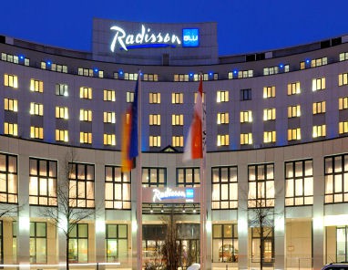 Radisson Blu Hotel Cottbus: Vista esterna