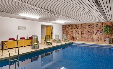 Hotel Gersfelder Hof: 수영장