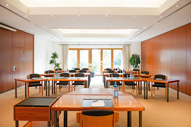 Maifeld Sport- und Tagungshotel: Toplantı Odası