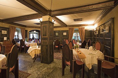 Schlosshotel Neufahrn: Restaurant