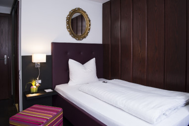 Hotel Gloria: Room