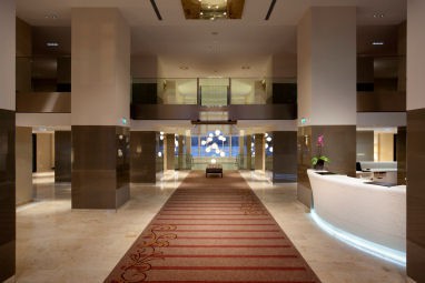 Hilton Vienna Danube Waterfront: Hall