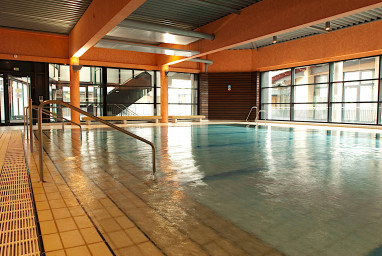Best Western Plus Konrad Zuse Hotel: 泳池