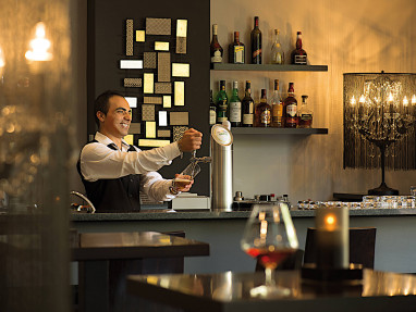 Victor´s Residenz-Hotel Saarlouis: 酒吧/休息室