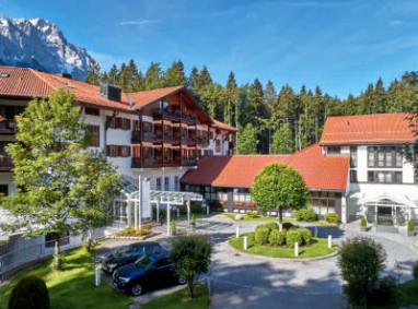 Hotel am Badersee: Vista exterior