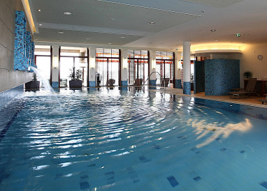 ATLANTIC Hotel Wilhelmshaven: 泳池