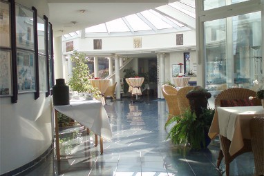 Emslandhotel Saller See: Lobby