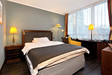 Savigny Hotel Frankfurt City: Zimmer