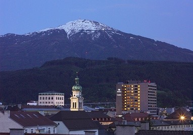 AC Hotel Innsbruck: Vista exterior