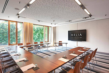 Meliá Düsseldorf: Sala de conferencia