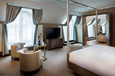 Hilton Vienna Plaza: Room