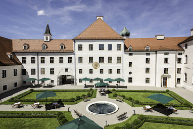 Kloster Seeon Kultur- und Bildungszentrum: Widok z zewnątrz
