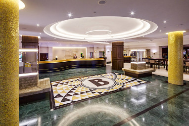 Hotel Bristol Berlin: Lobby
