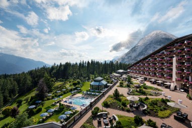 Interalpen-Hotel Tyrol : Außenansicht