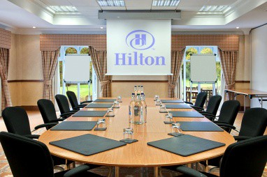 Hilton St Anne´s Manor: Sala de conferencia