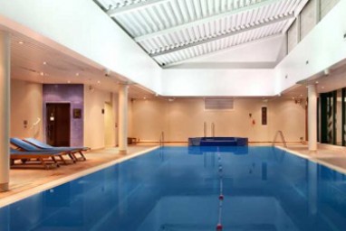 Hilton Bracknell: 泳池