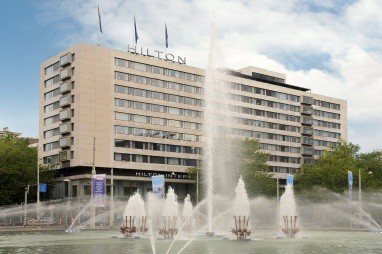 Hilton Rotterdam: Vista exterior