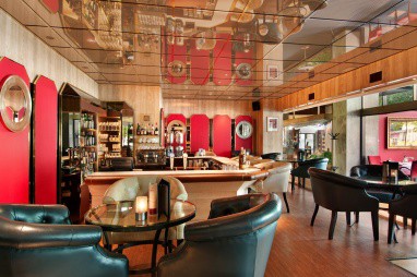 Hilton Rotterdam: Bar/salotto