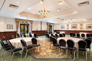 Hilton Newbury Centre: Sala de reuniões