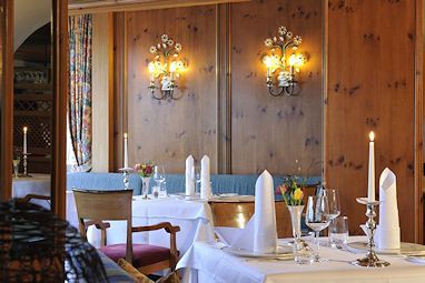 Romantik Alpenhotel Waxenstein: Ресторан