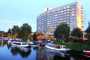 Hilton Amsterdam: Dış Görünüm