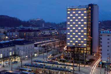 Austria Trend Hotel Europa Salzburg: Vista esterna