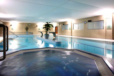 Maldron Hotel Dublin - Tallaght : 泳池
