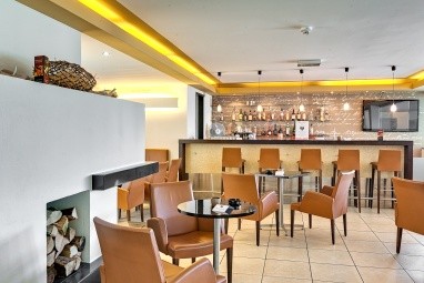 Das Wildeck Hotel Restaurant: Bar/salotto
