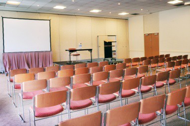 The Legacy Plymouth International Hotel: Sala de conferências