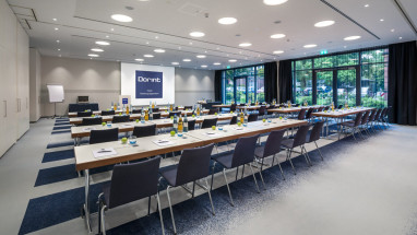 Dorint Hotel Hamburg-Eppendorf: конференц-зал