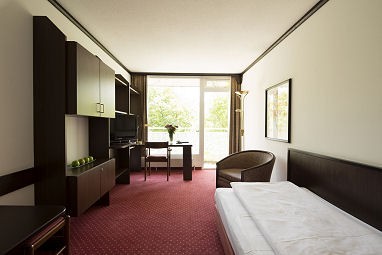 Living Hotel am Olympiapark: Chambre