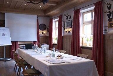 Brauereigasthof Hotel Aying: конференц-зал