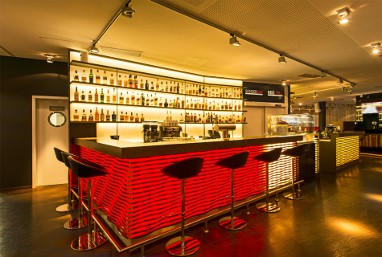 DORMERO Hotel Frankfurt Messe: Bar/Salon