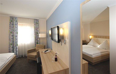 Hotel Restaurant Zum Reussenstein: Room
