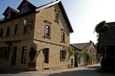 Landhotel und Weinrestaurant Espenhof: Vista exterior
