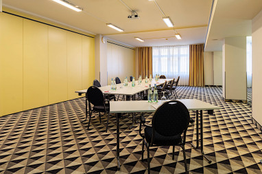 Premier Inn Köln City Mediapark: Salle de réunion