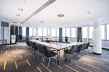 Select Hotel Berlin Spiegelturm: Sala de conferências