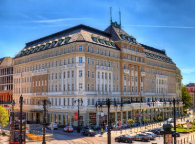 Radisson Blu Carlton Hotel Bratislava: 외관 전경