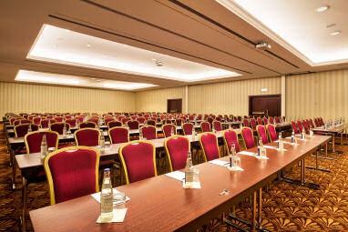 Radisson Blu Carlton Hotel Bratislava: Sala de conferências