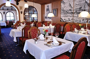 Aktiv Hotel Böld & Restaurant Uhrmacher: レストラン