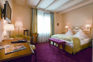 Romantik Hotel Fürstenhof : Kamer