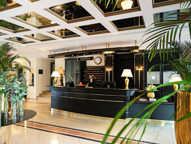 Victor´s Residenz-Hotel Schloss Berg: Lobby