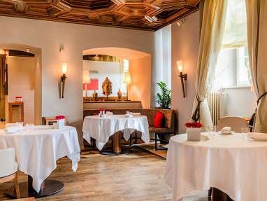 Victor´s Residenz-Hotel Schloss Berg: レストラン