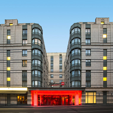 Radisson RED Hotel Brussels: 外観