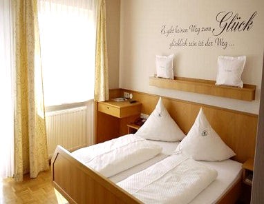 Hotel & Restaurant Am Obstgarten: Zimmer